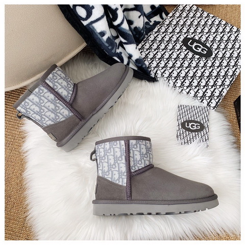 UGG Boots-1